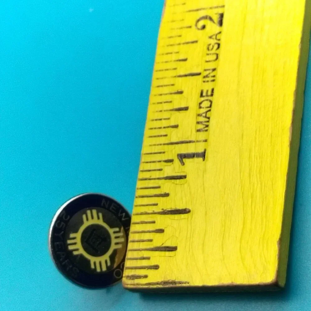 New Mexico Masonic 25 Years Enamel Lapel Pin Round Collectible Freemasons Mason
